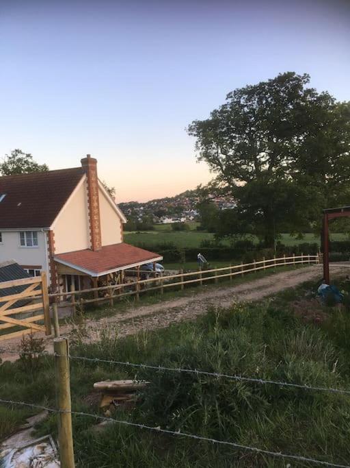 Park Gate, Colyton, Farm,Near Beaches-'Annie' Bagian luar foto